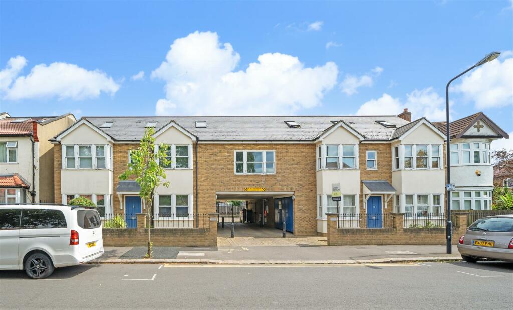Beresford Road E17