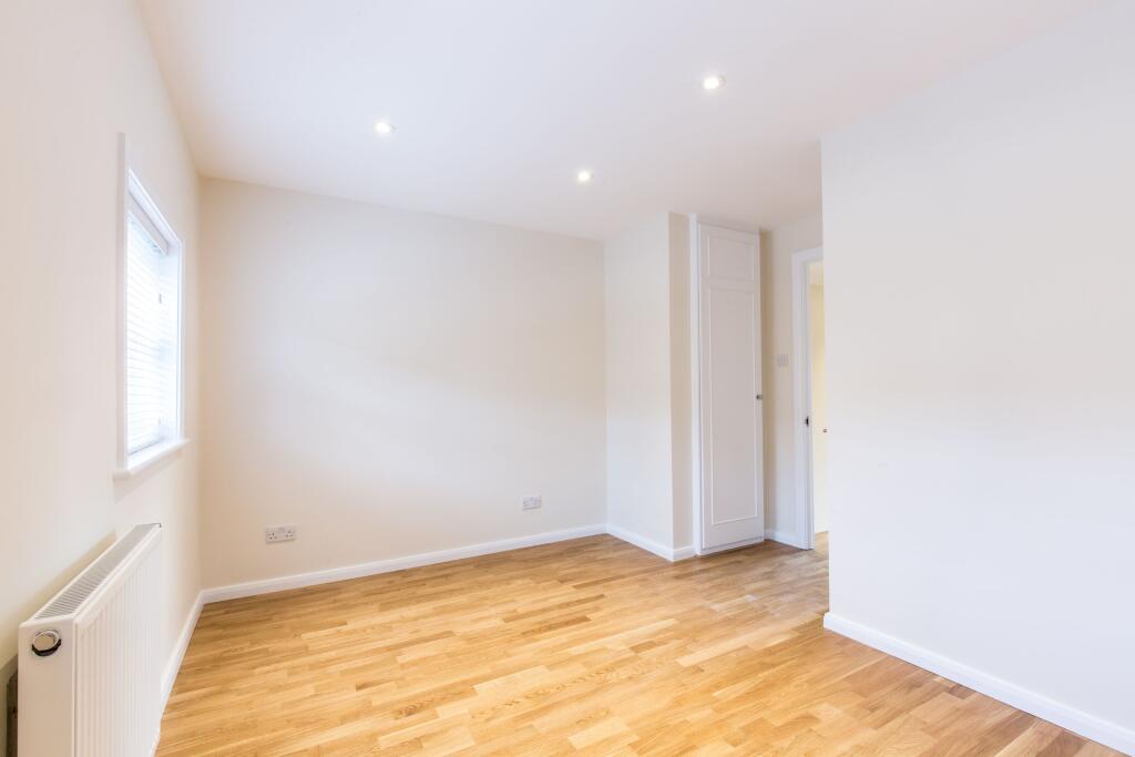 bedroom (example)