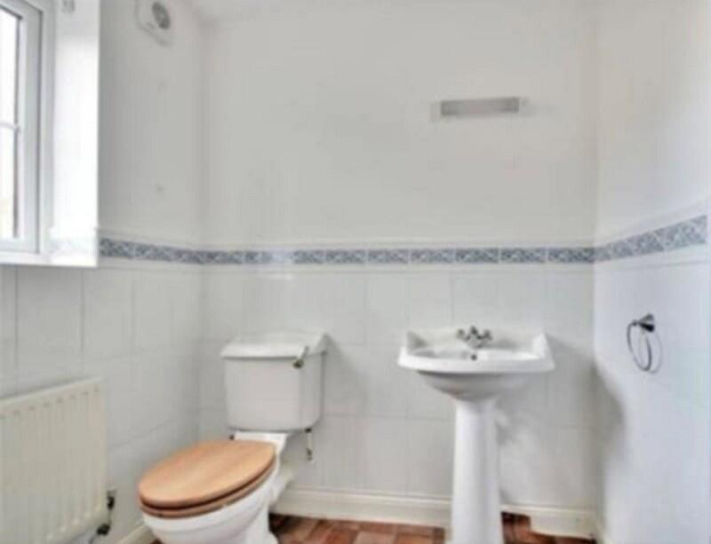 Jack n Jill Bathroom 