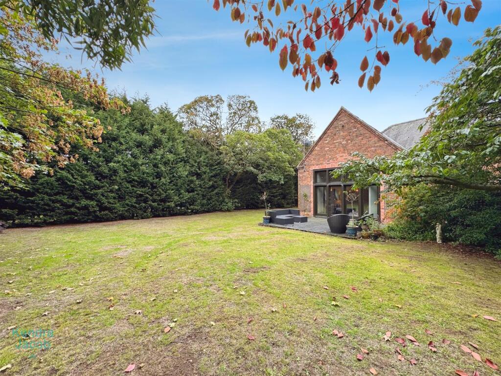 temp_file_1758900726219.jpeg