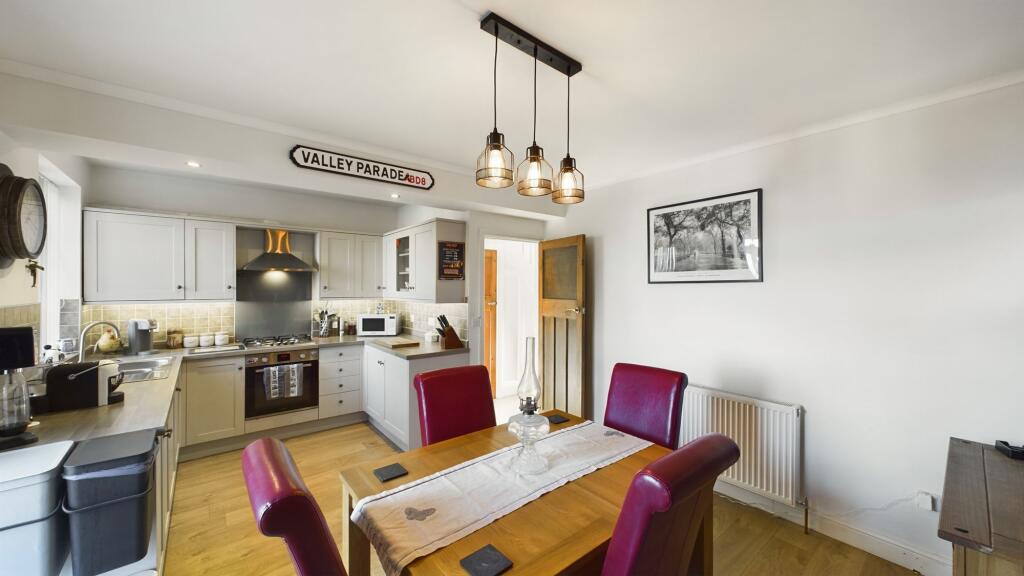 Kitchen and dining area