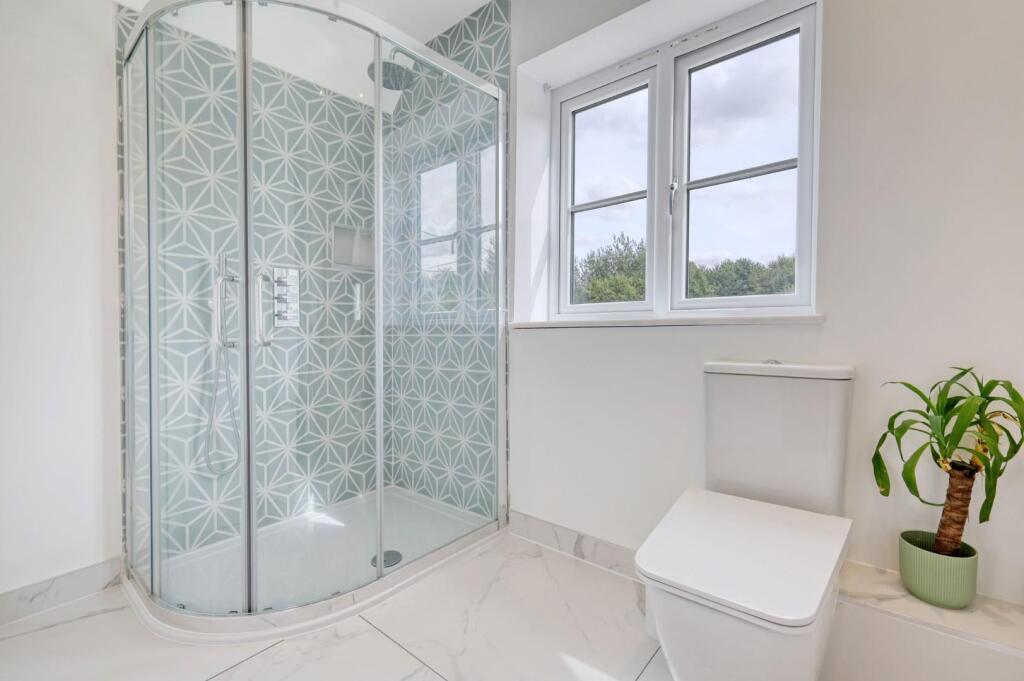 Jack &amp; Jill En-Suite