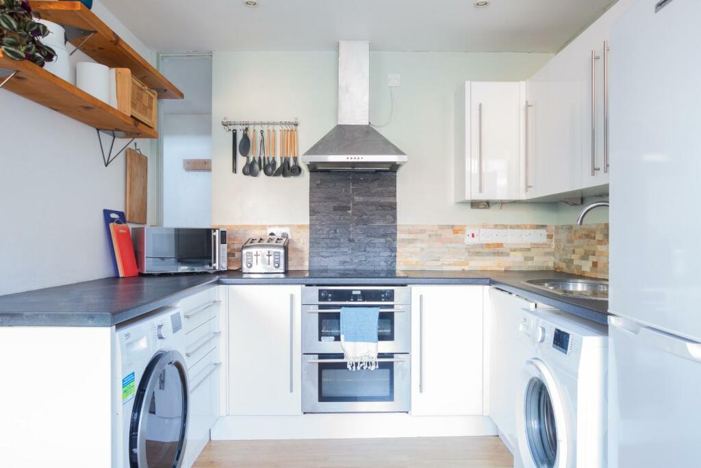 Boardwalk - Victoria Street-3.jpg