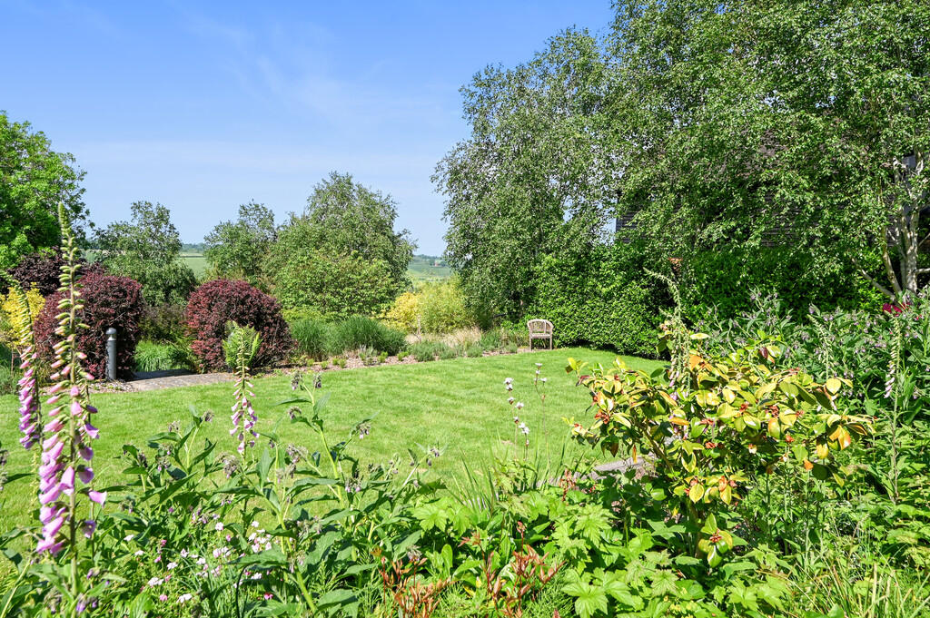 tibbs-farmhouse-t...