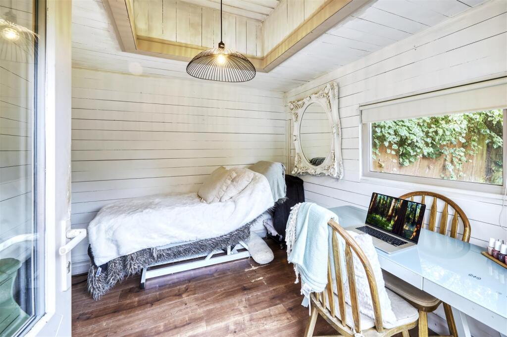 Wellingborough Rd Rushden-27.jpg