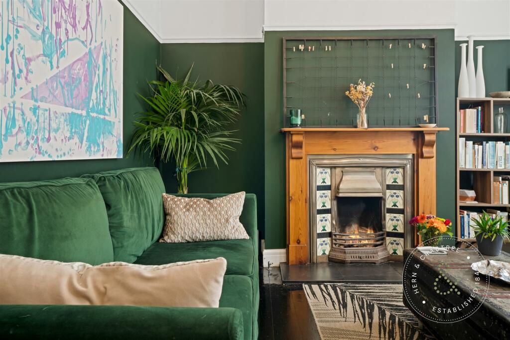 Clodien Avenue, Heath, hern crabtree (2).jpg