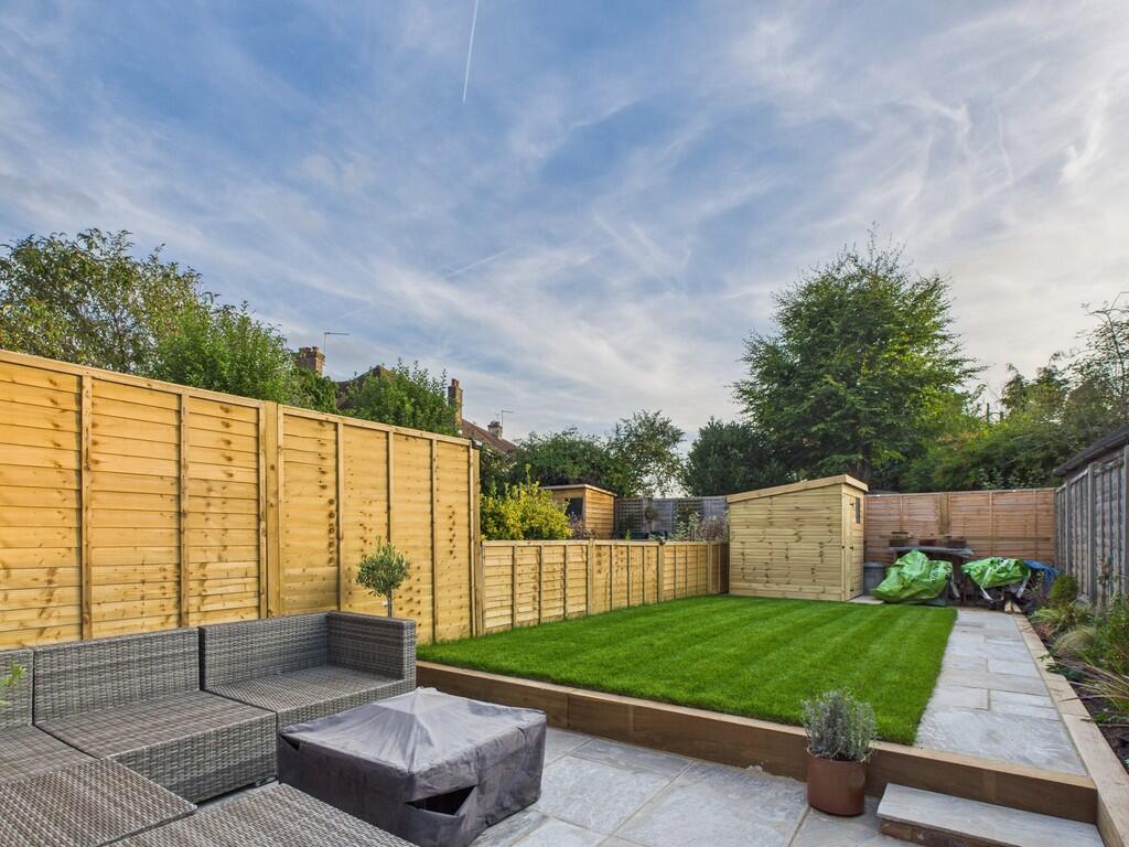 CAM04018G0-PR0375...