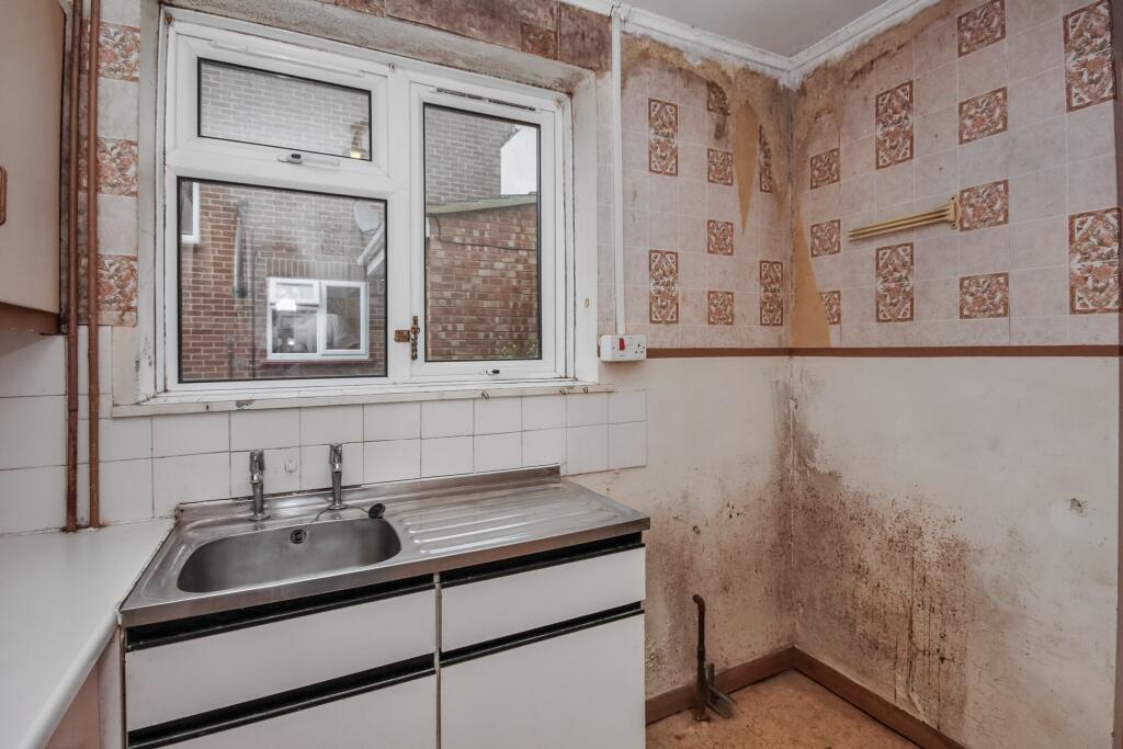 34 Hawthorn Road, St. Neots, Cambridgeshire, PE19 1EY