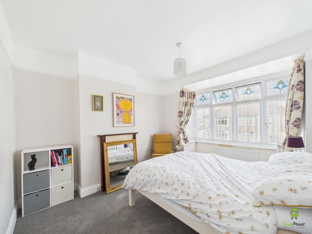 Presented by Robert at EweMove Bexleyheath and Dar