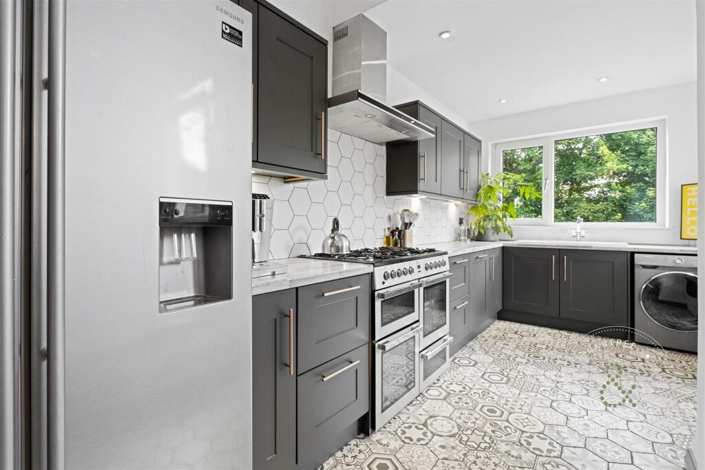 Clodien Avenue, Heath, hern crabtree (6).jpg