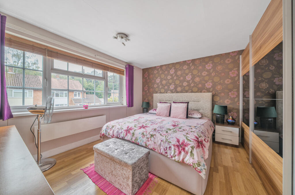 1360940-13-68dd1a...