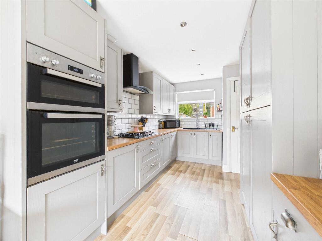 Picture No. 09