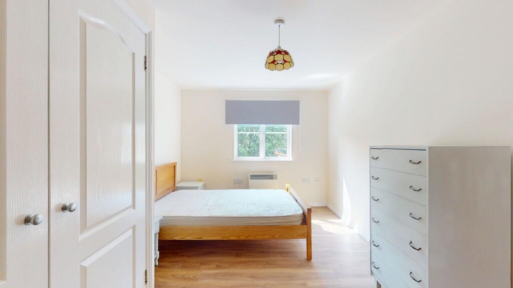 Bedroom 2 - Angle...