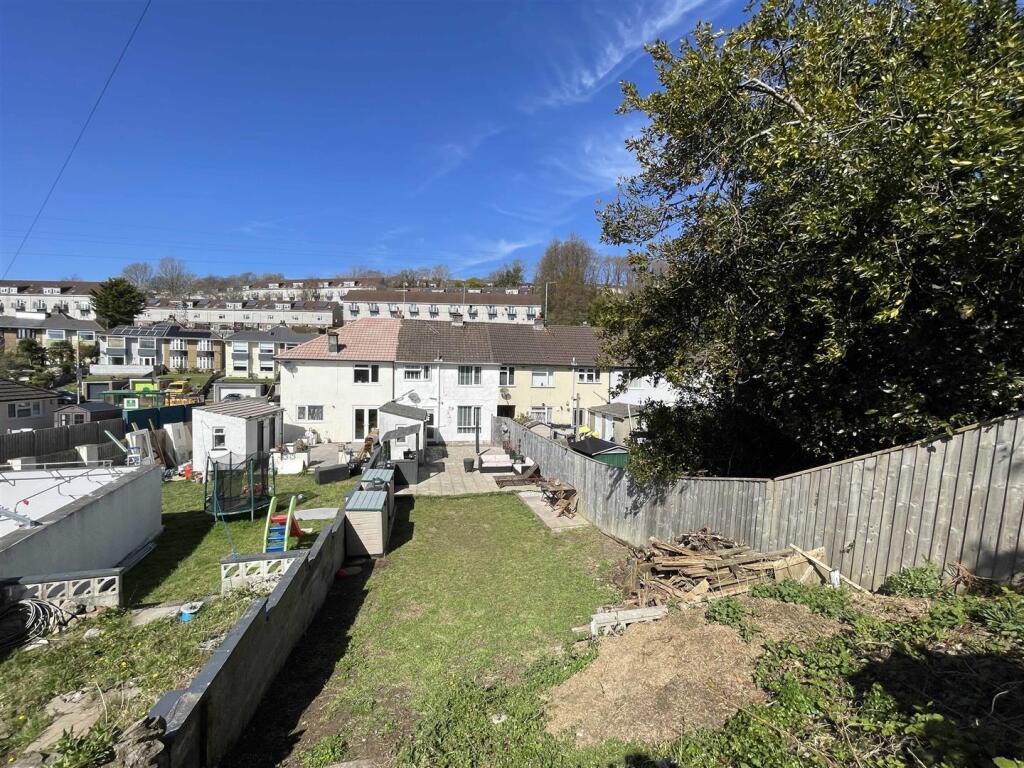 Pike Road 10 - Long Garden.jpg