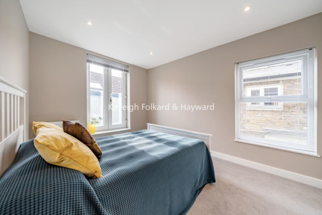 90b91ae9-c8dc-4e75-9