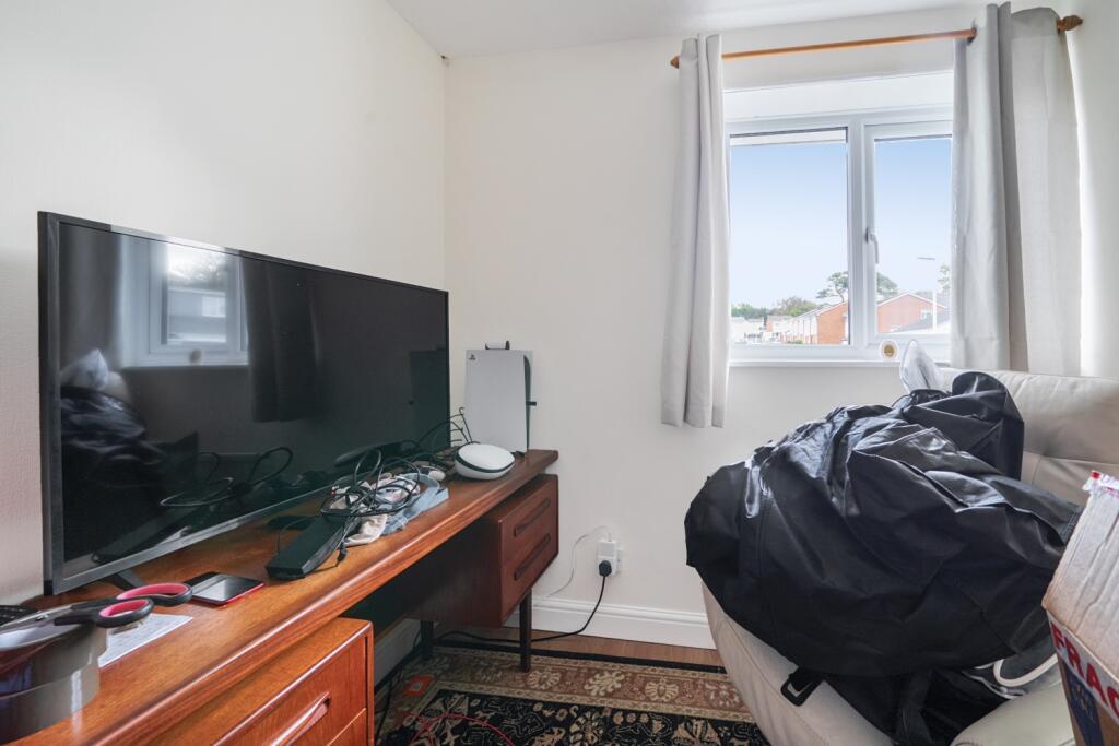 1363278-7-68e39b8585557-ARW