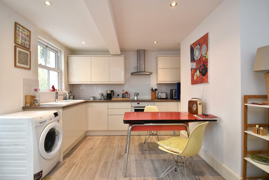 Kitchen LGF