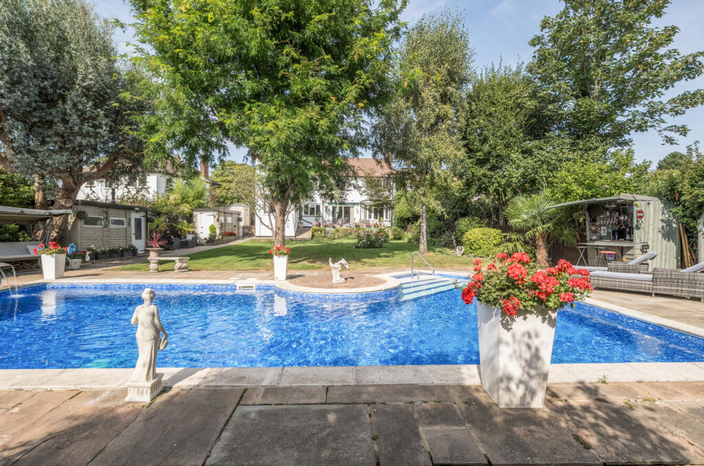 1342634-32-68a645...