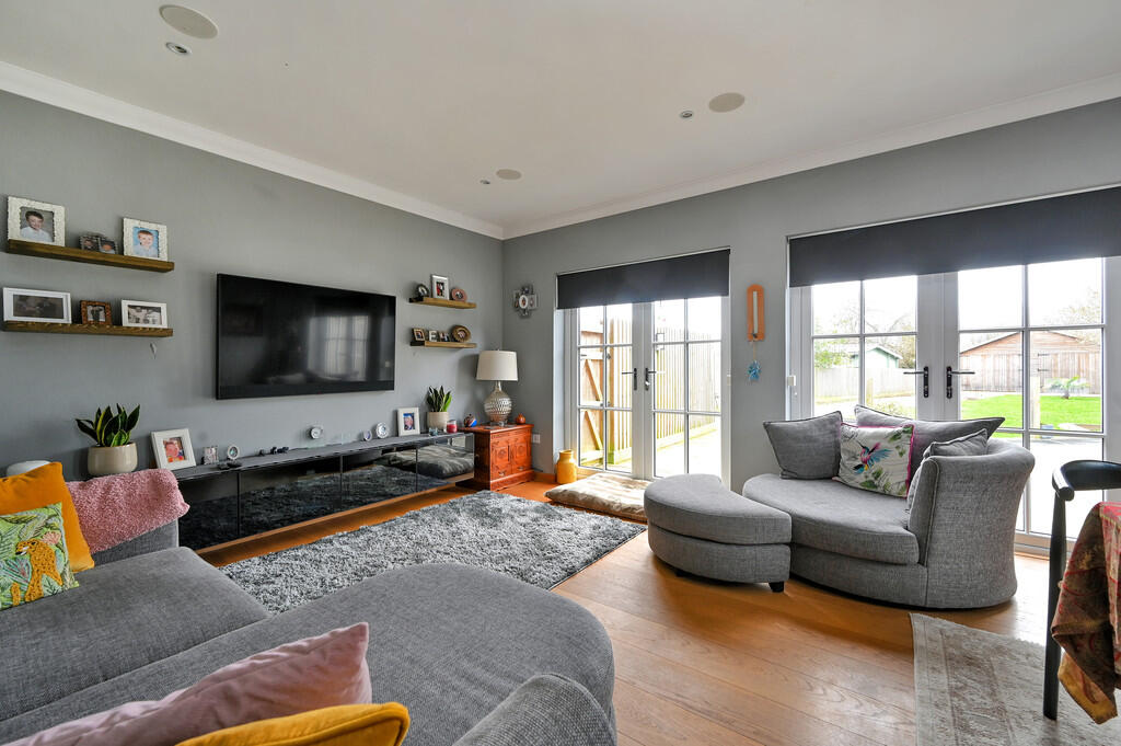 7-applegate-court...