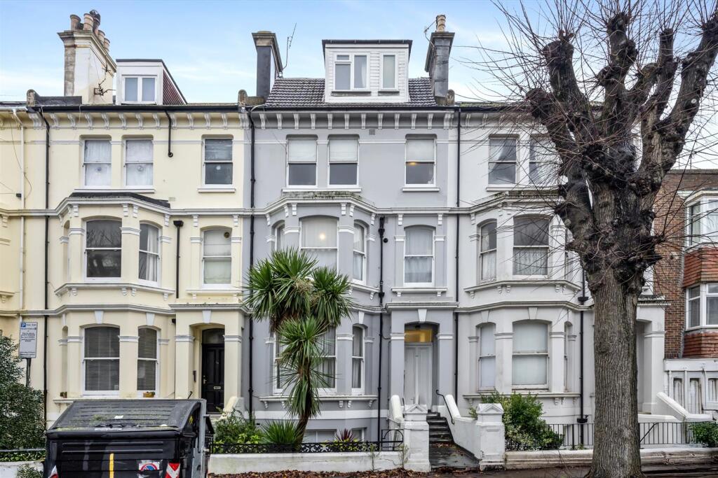St Aubyns, 66, Flat 5-020.jpg