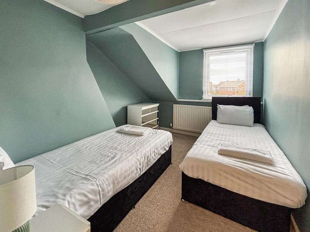 WhatsApp Image 2025-03-25 at 12.31.07_725b7298.jpg