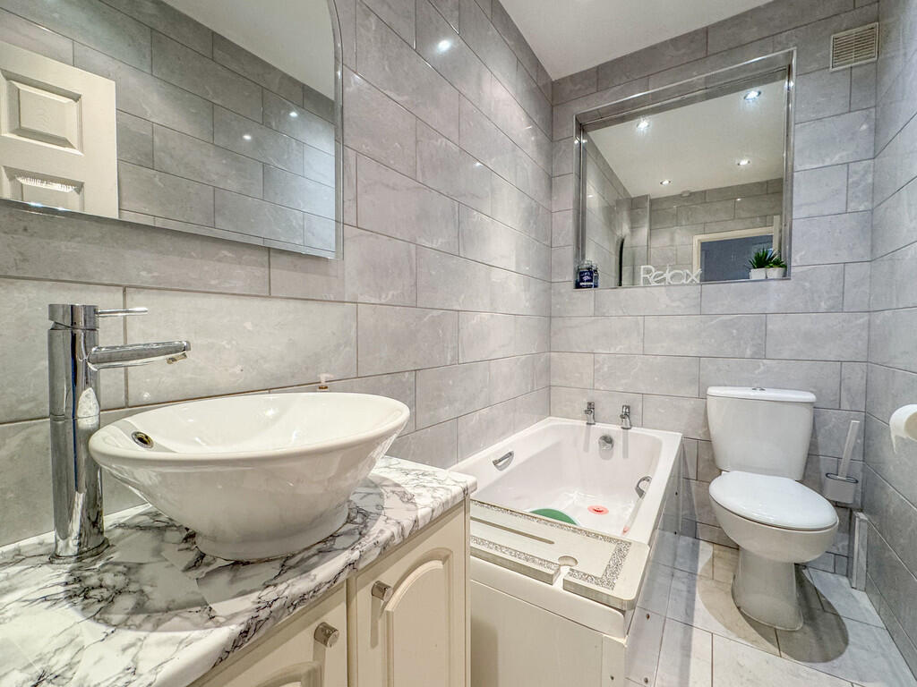 gf bathroom