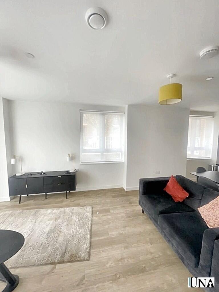 ba628571-8d0d-4c6...