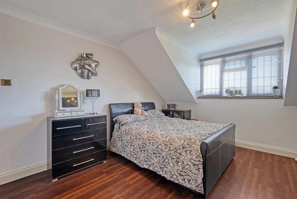 img_2940_30 copy 2.jpg