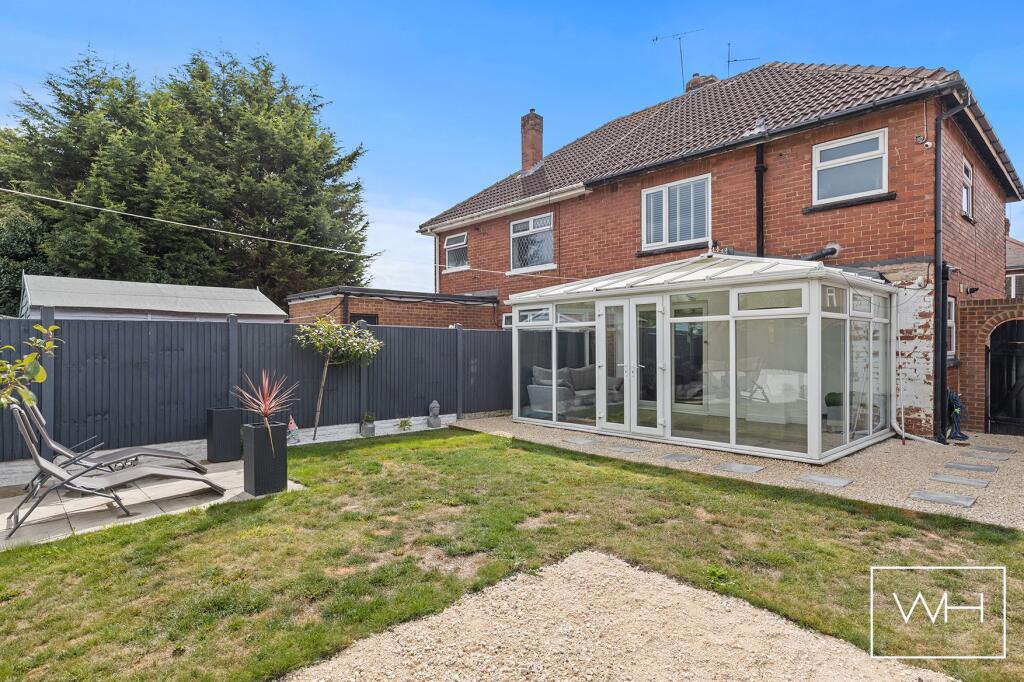 97 Wellington Grove,