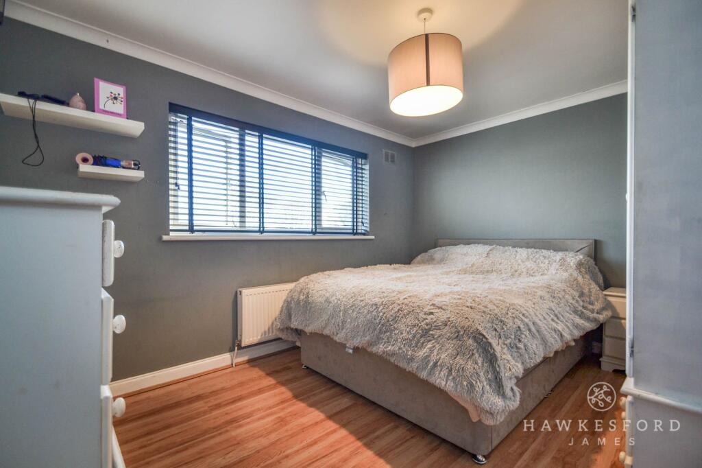 The Grove, Herne Bay - Bedroom 1