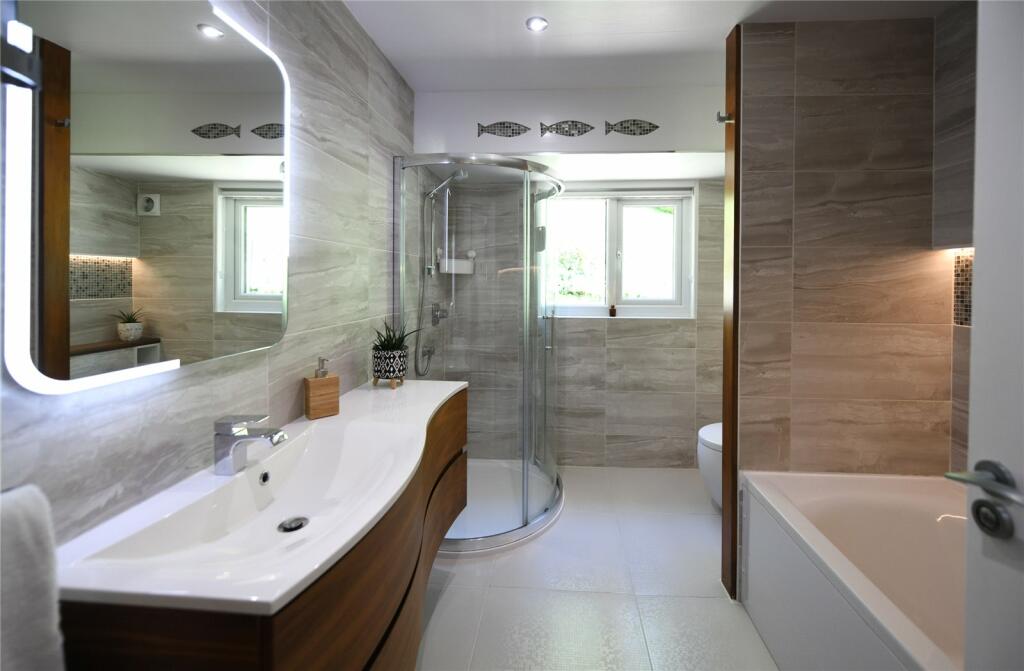 Main Bathroom