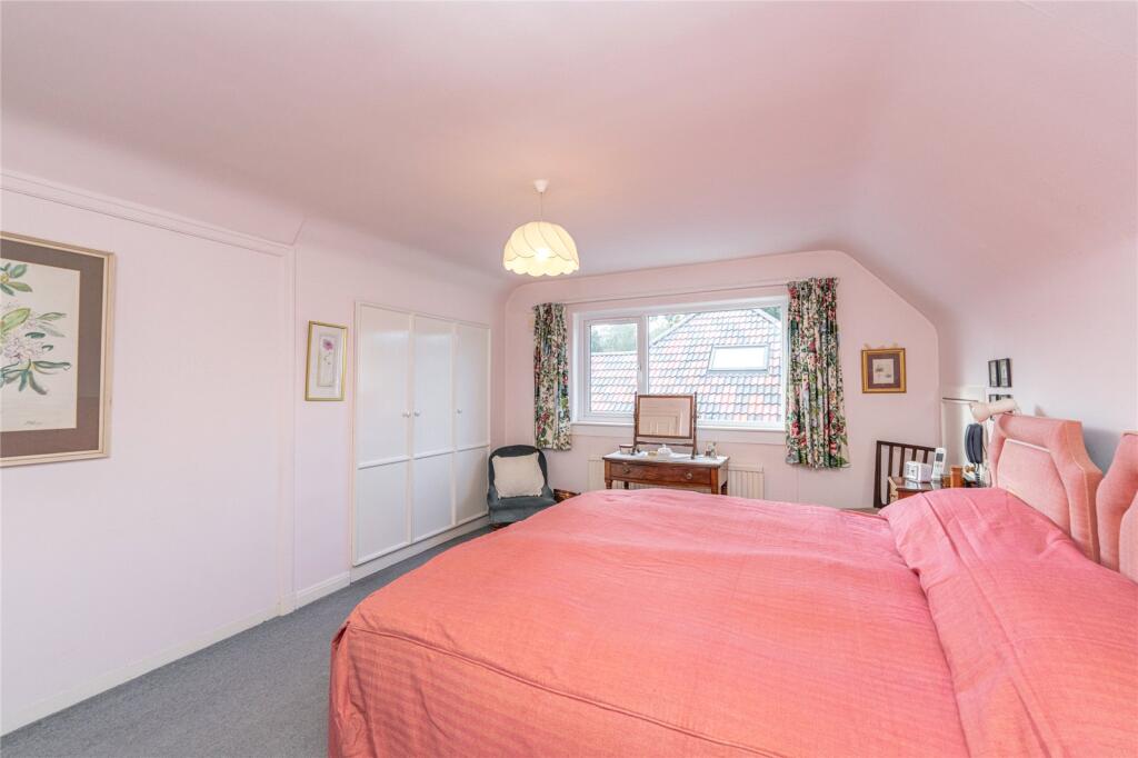 Bedroom 1 Alt