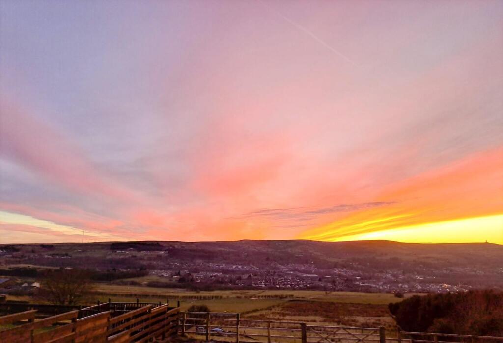 Four Shillings Sunset.jpg