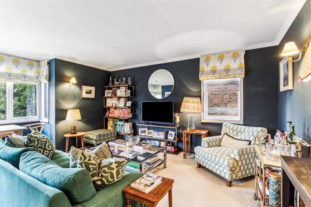 St. Andrews Court, W4 - FOR SALE