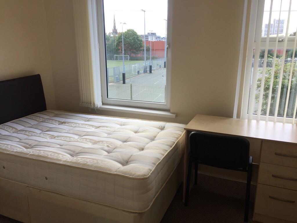 ROOM 2