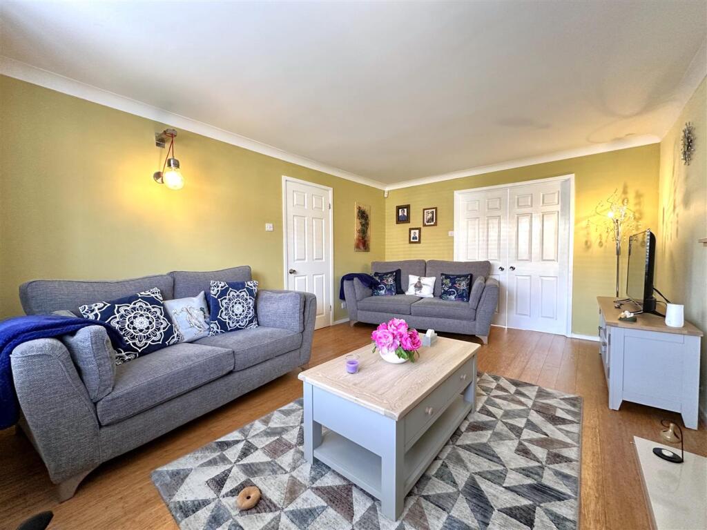 Living Room Into Dining Room 758