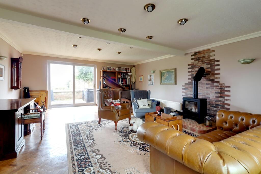 13. Living Room 1