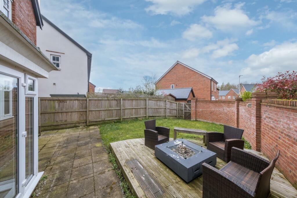 65 Hazelhurst Way-031.jpg