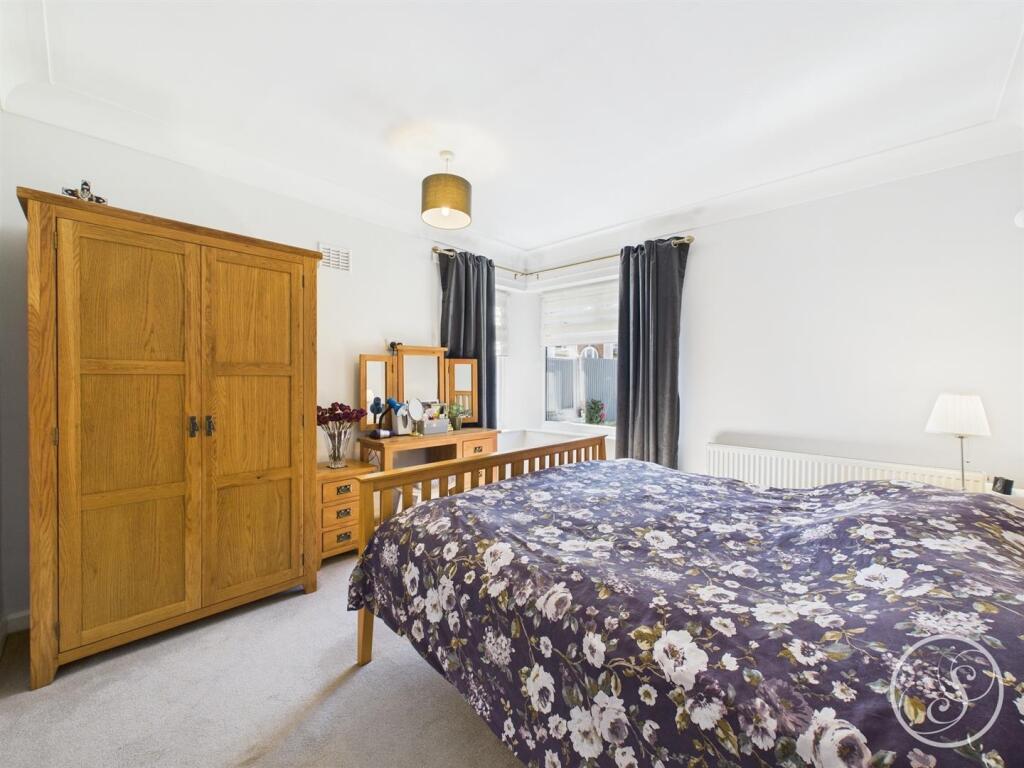 Bed 1