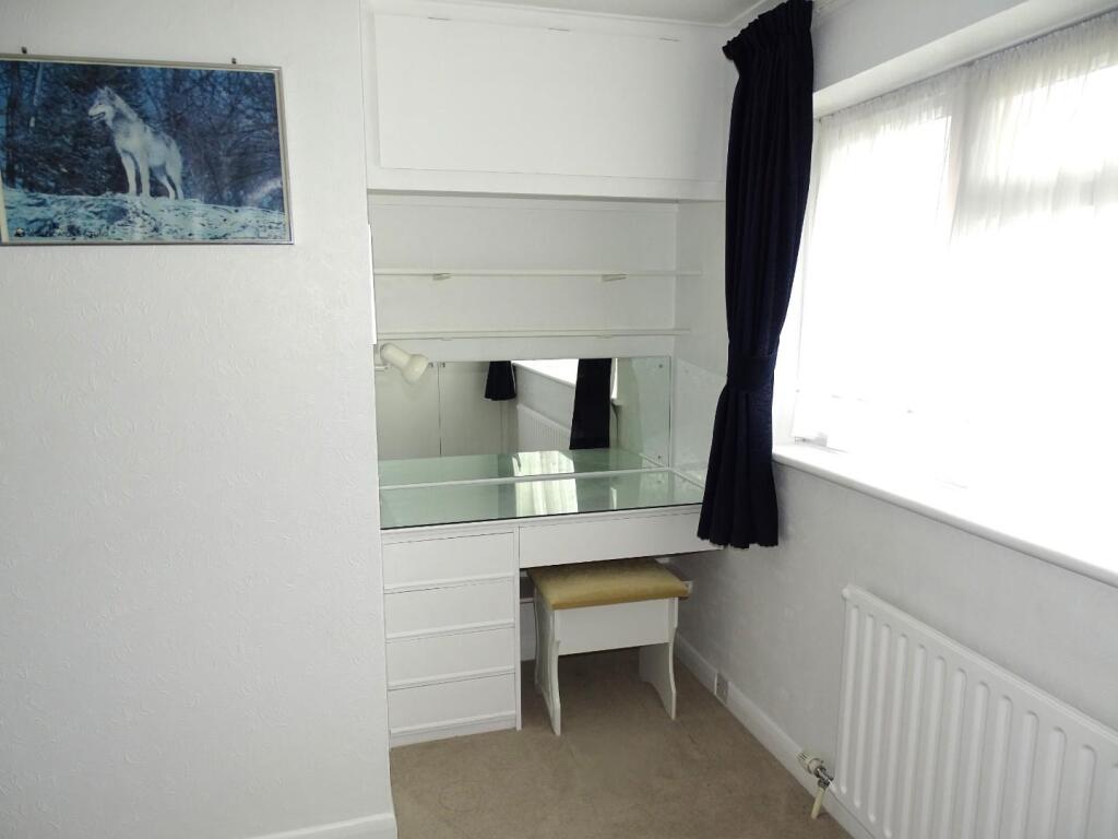 DRESSING AREA