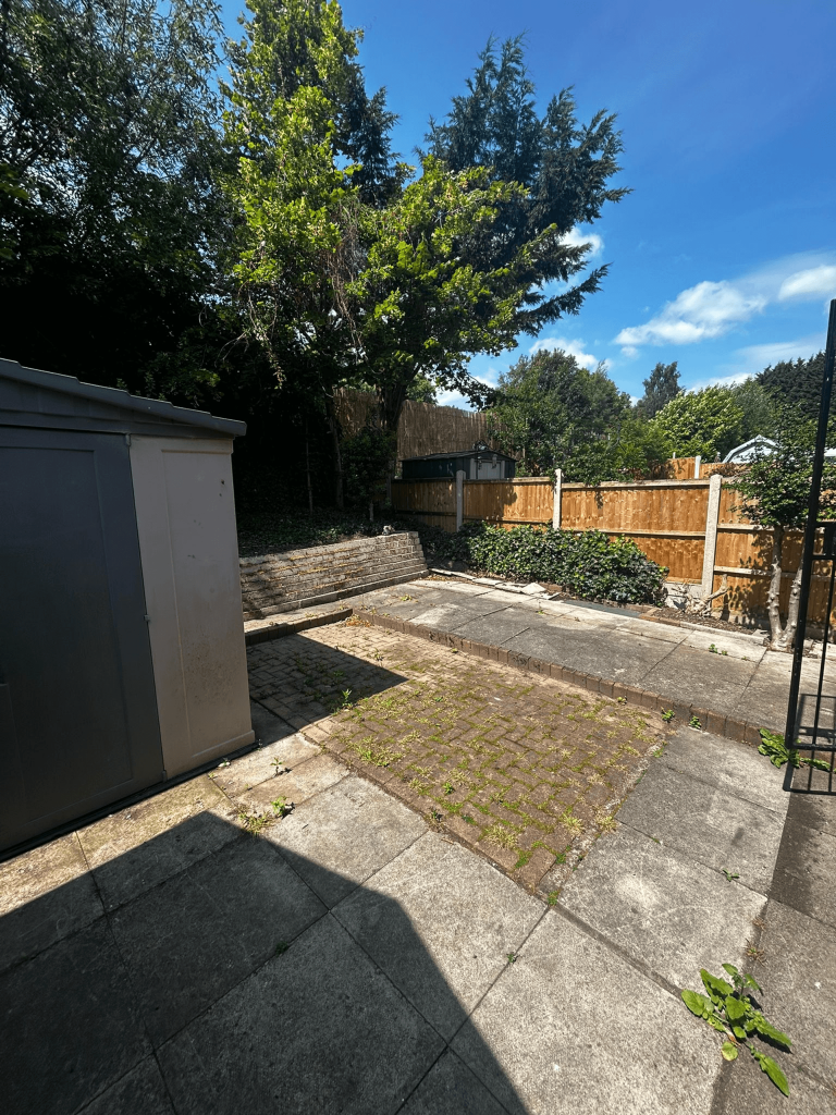 GARDEN ONE