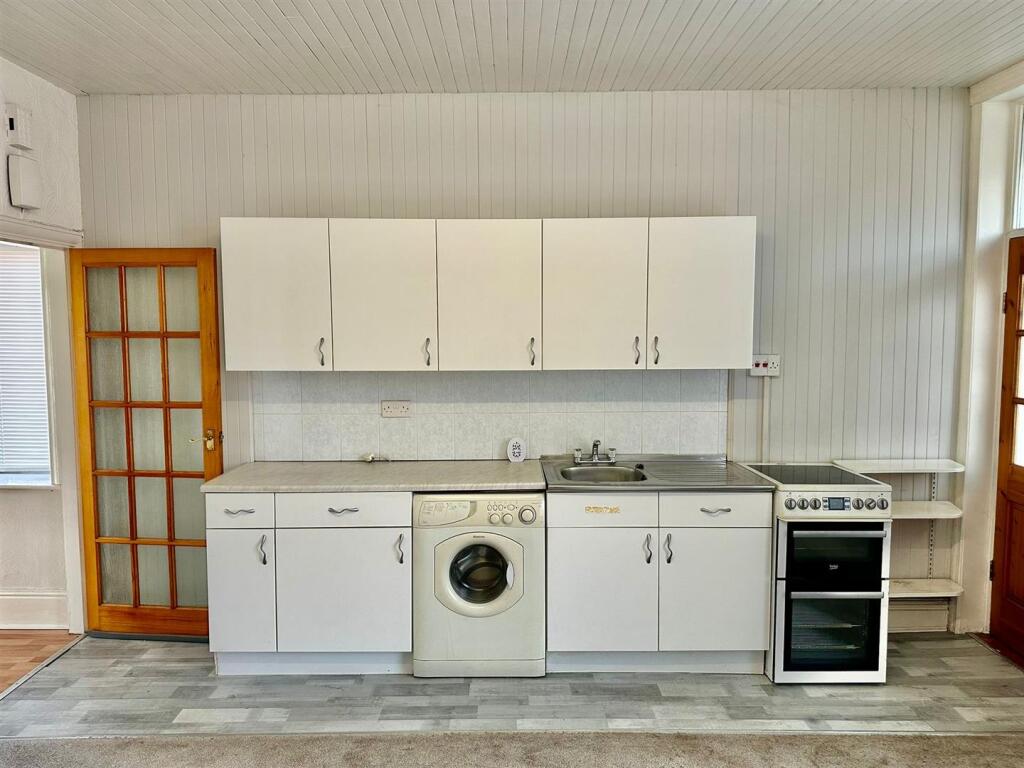 WhatsApp Image 2025-11-06 at 12.02.25 (3).jpeg