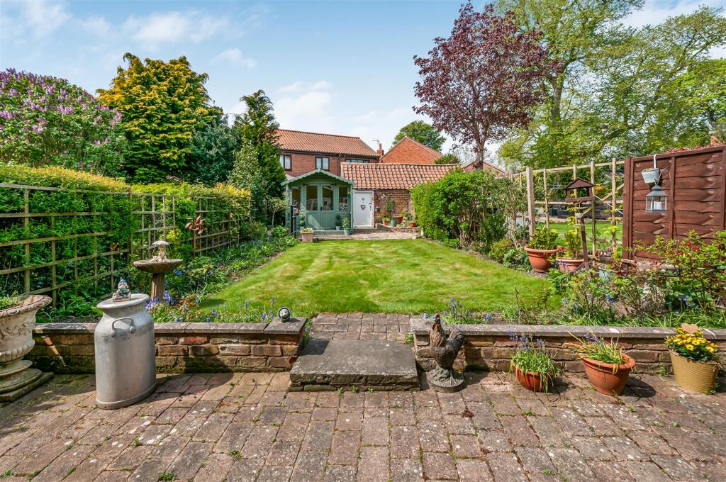 GARDEN