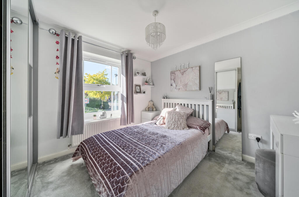 1356827-15-68d173...