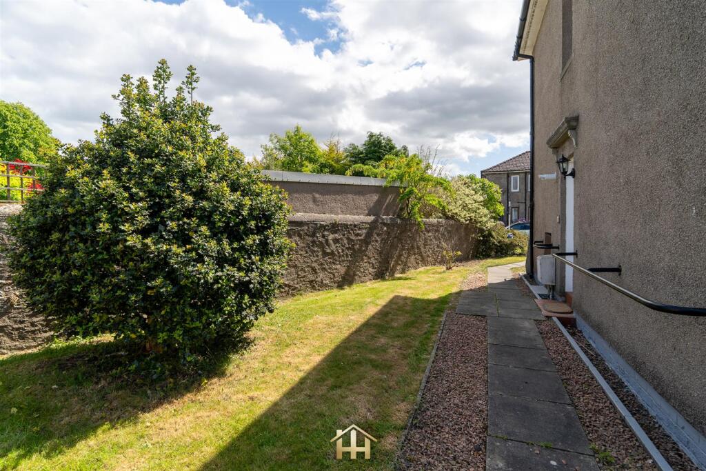 38 GLENMOY AVE 220525 EDIT (25 of 40).jpg