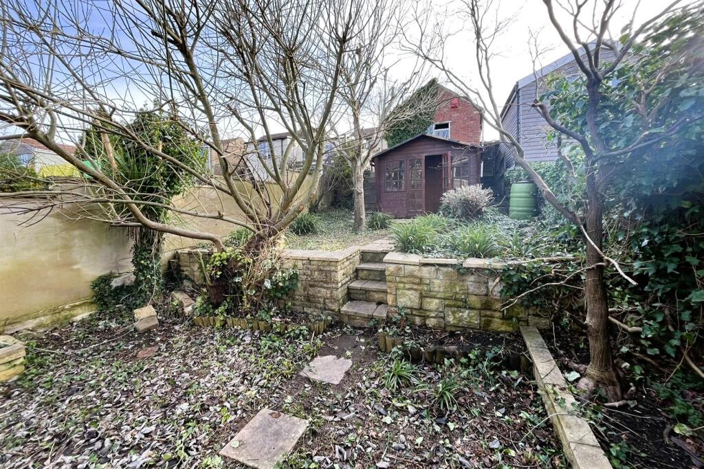 15 Ravenhill Avenue, Knowle, Bristol BS3 5DU | Fre