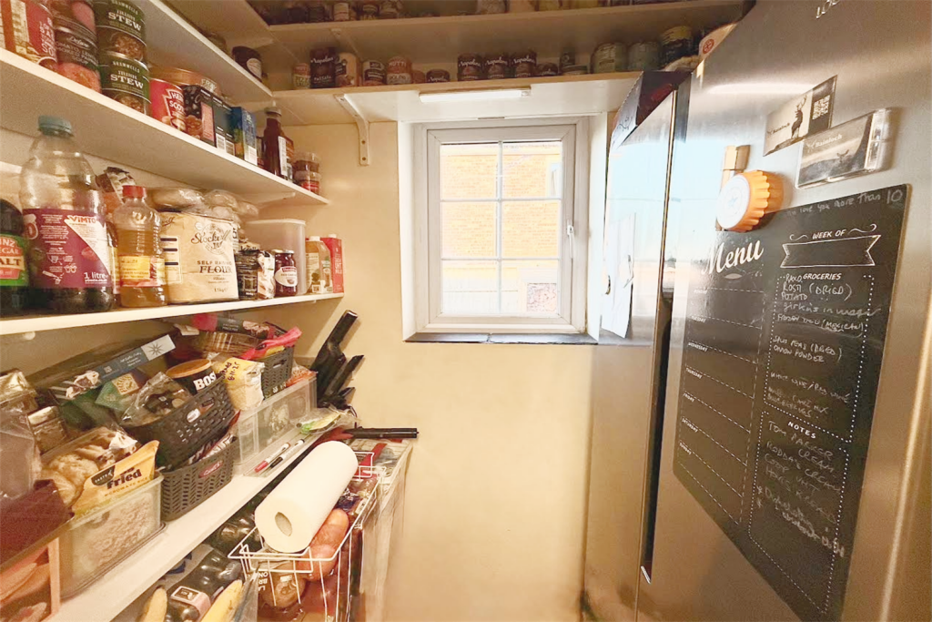 Larder