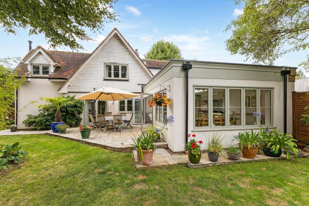 96360_1-Wootton-Road  (34).jpg
