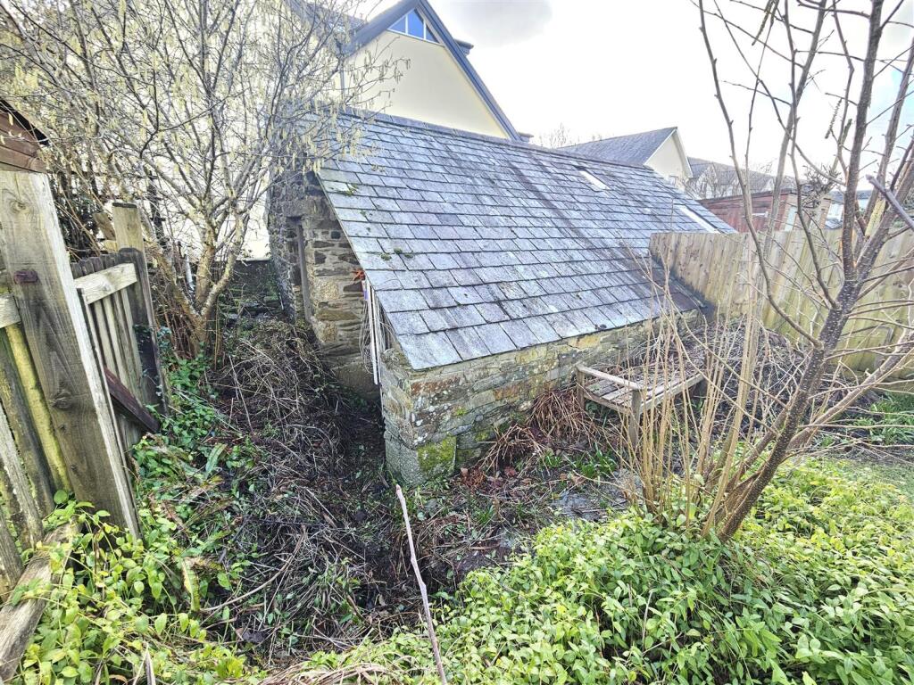 Stone Outbuilding.jpg