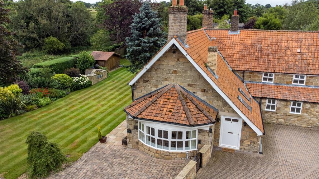 Picture No. 32